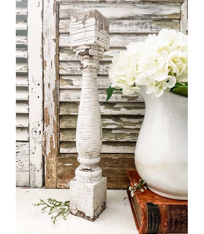 Vintage Architectural Salvage, Large Chippy White, Gorgeous Piece, 17